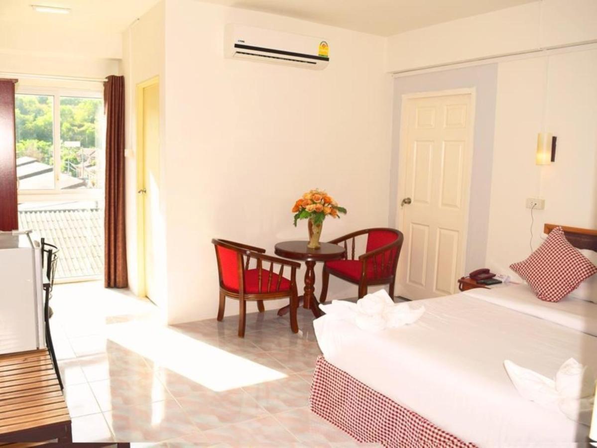 Hotel De Ratt Phuket Екстериор снимка