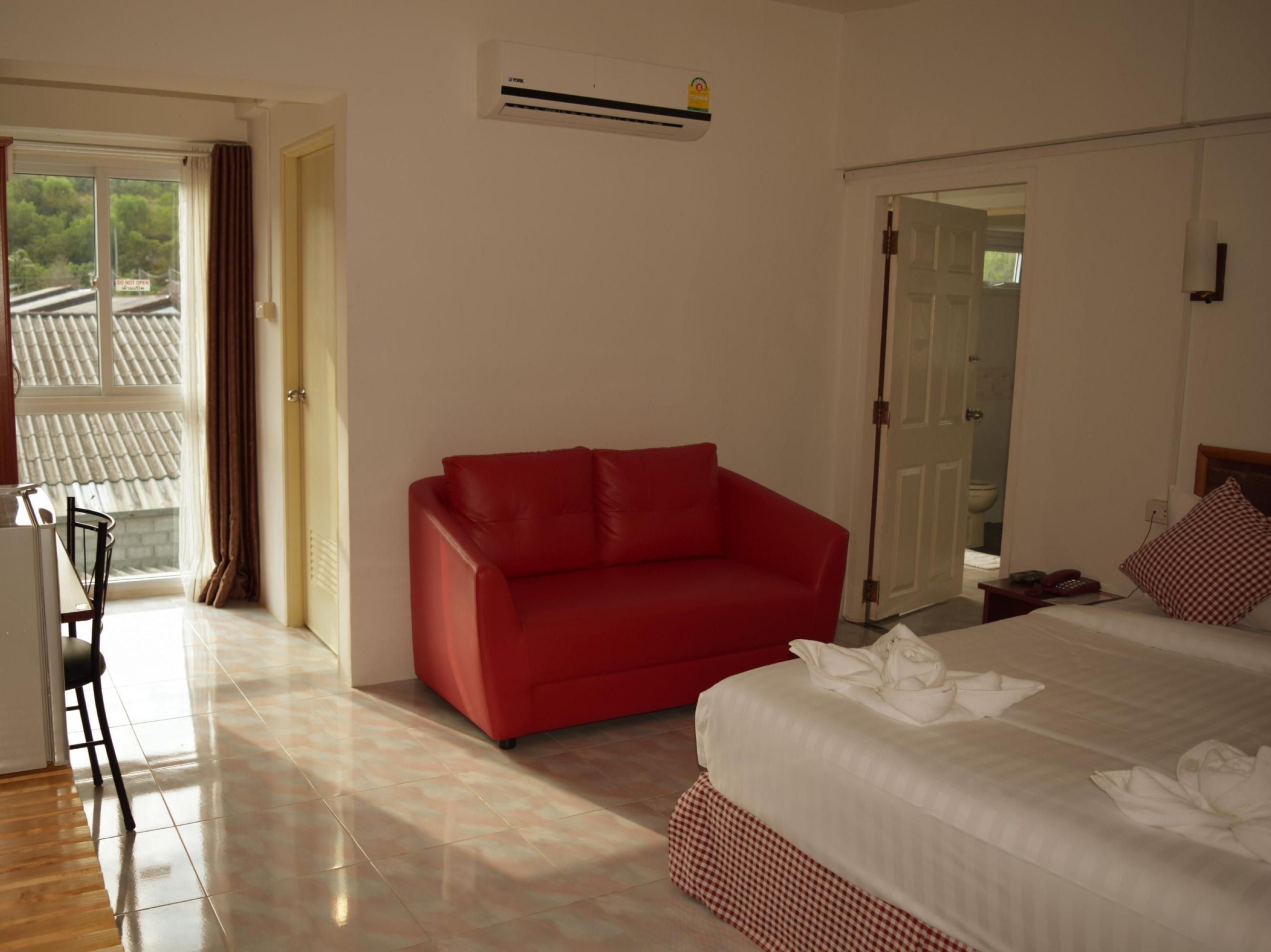 Hotel De Ratt Phuket Екстериор снимка