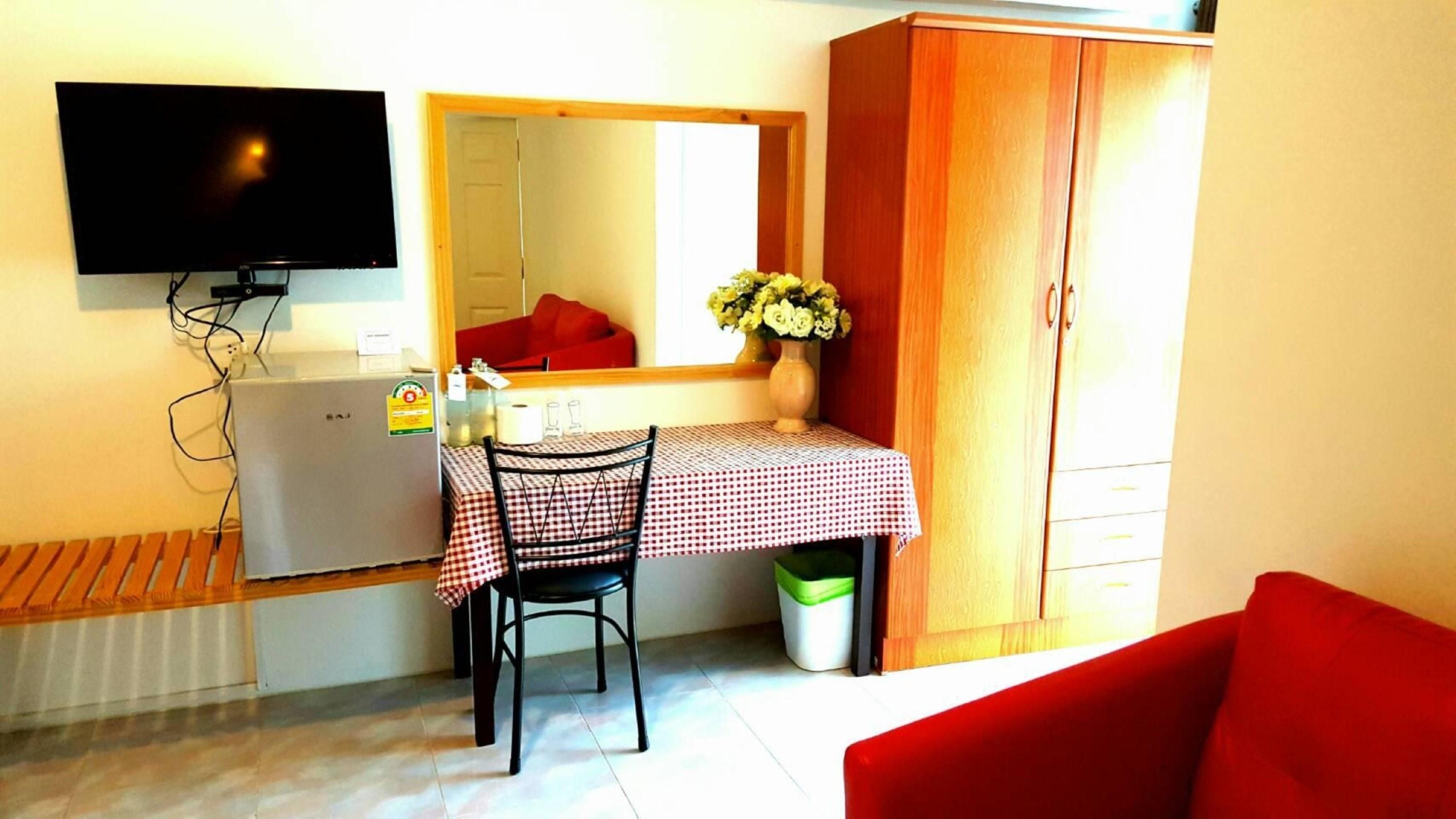 Hotel De Ratt Phuket Екстериор снимка