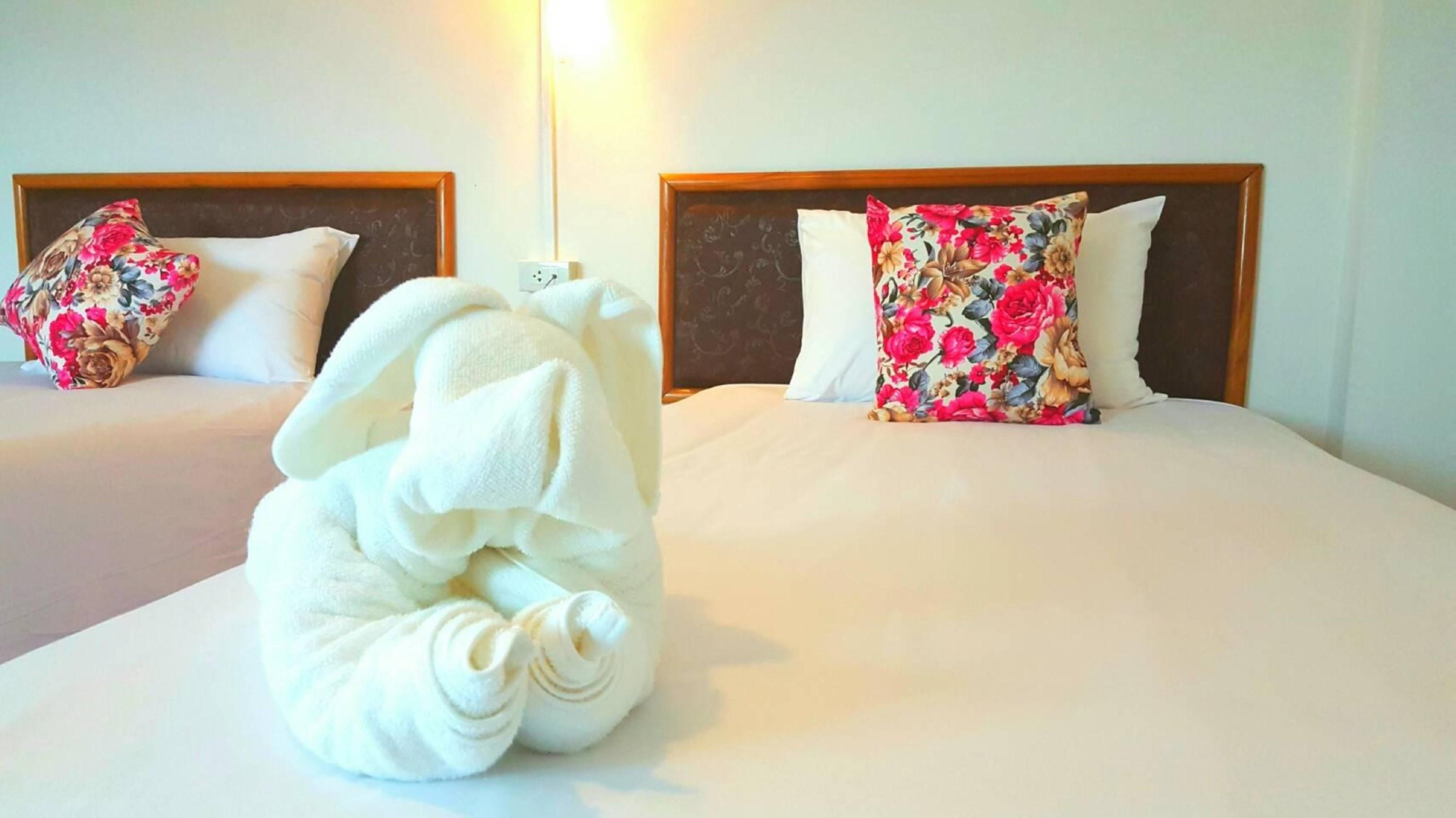 Hotel De Ratt Phuket Екстериор снимка