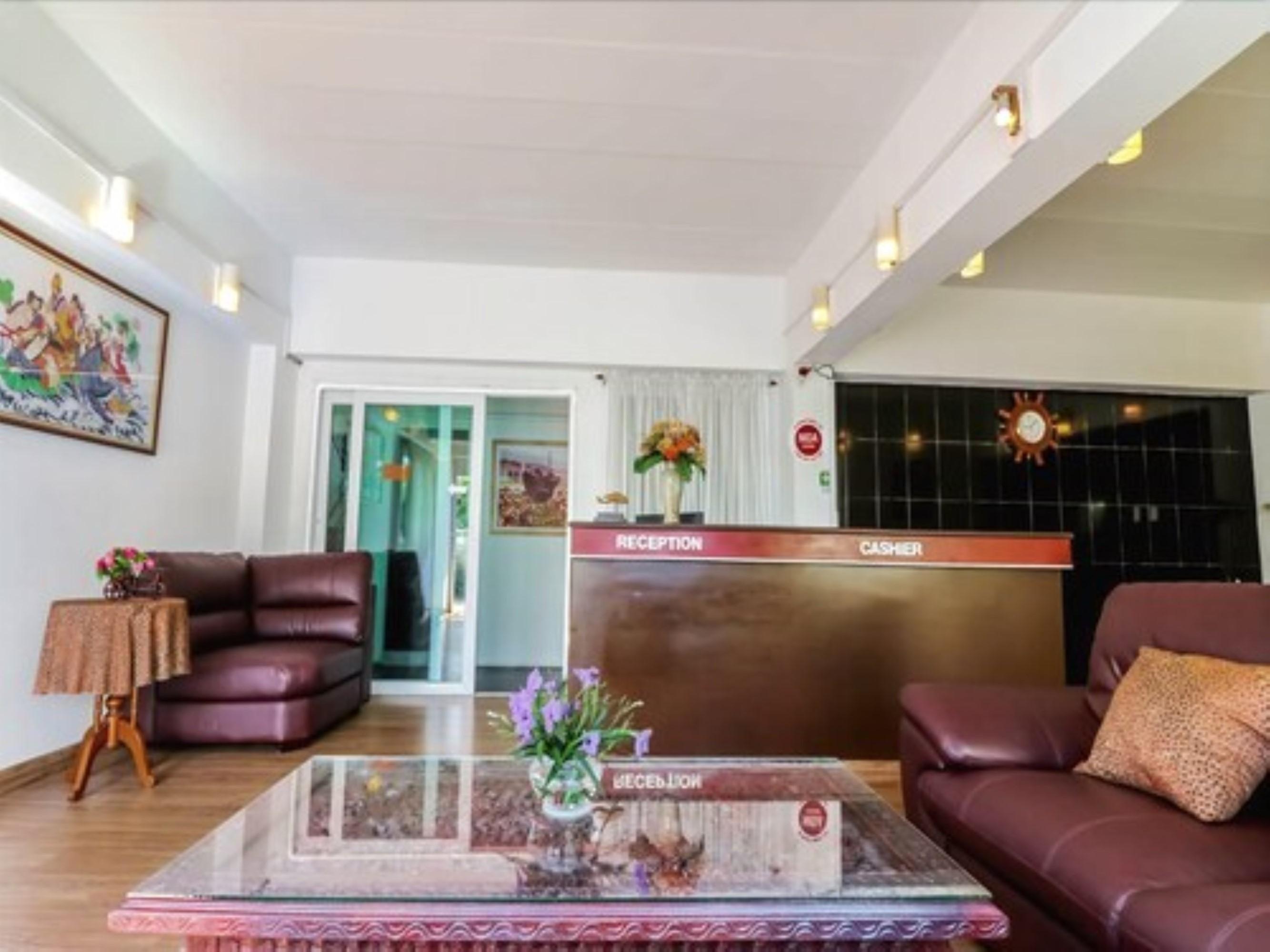 Hotel De Ratt Phuket Екстериор снимка