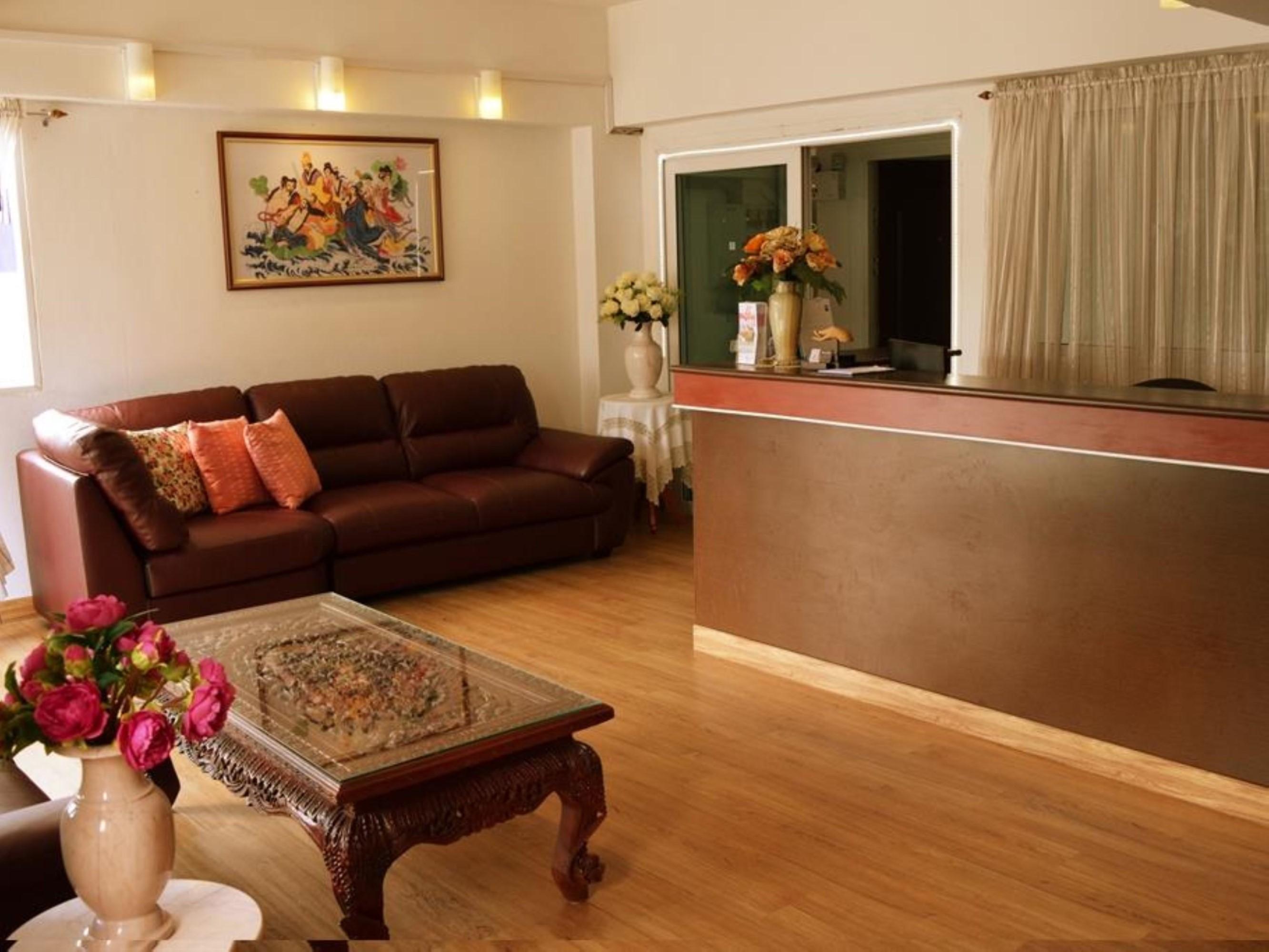 Hotel De Ratt Phuket Екстериор снимка