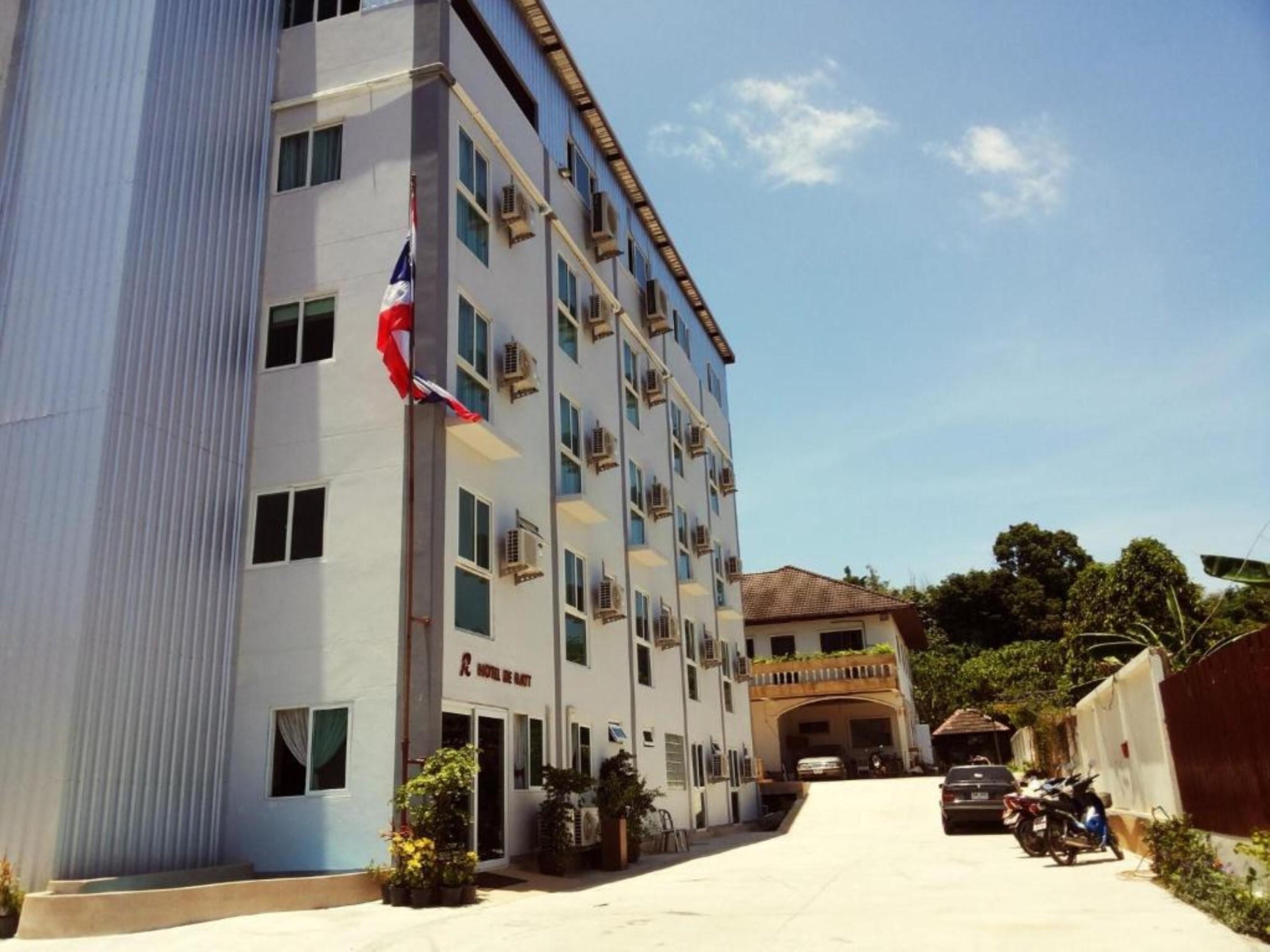 Hotel De Ratt Phuket Екстериор снимка
